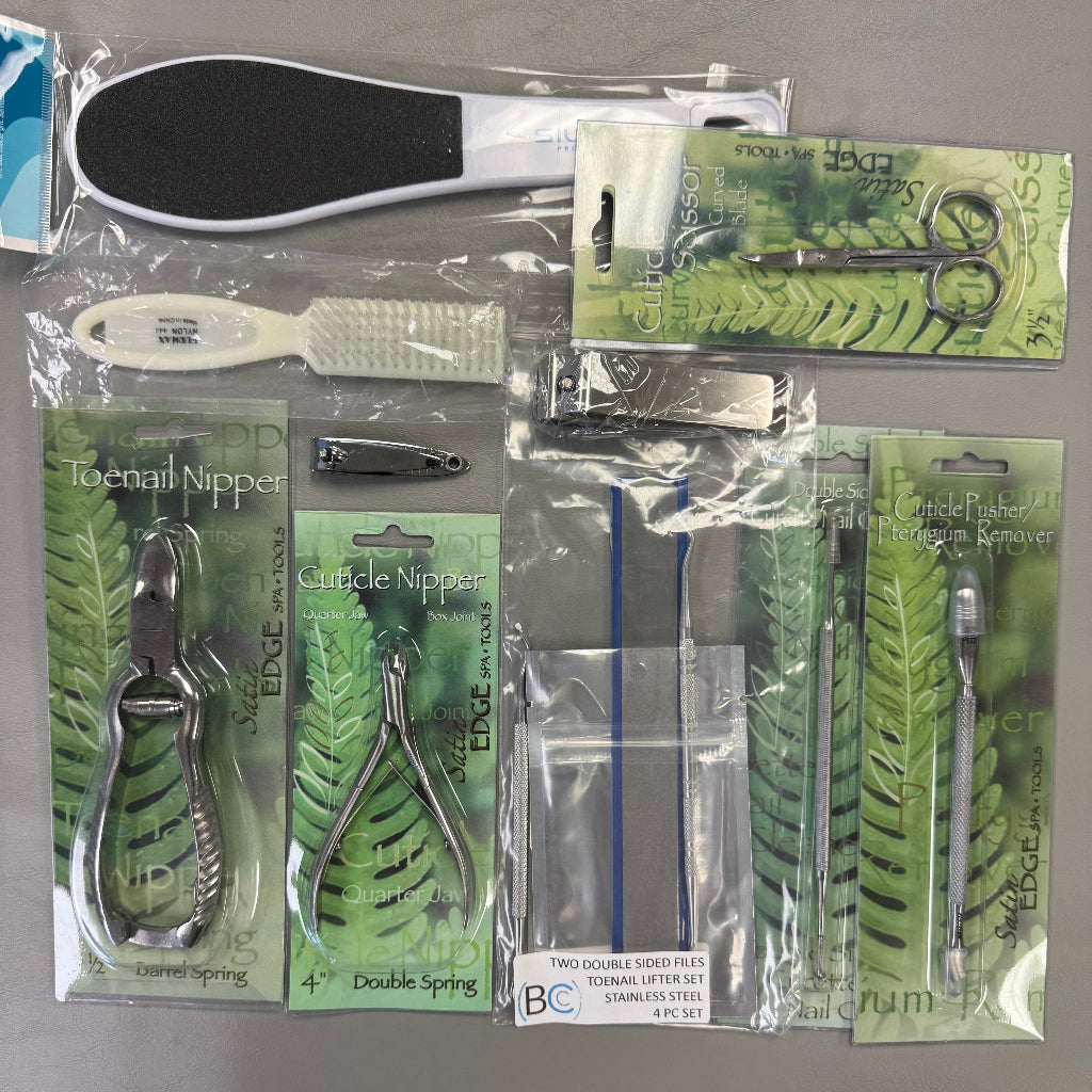 NAIL CARE KIT