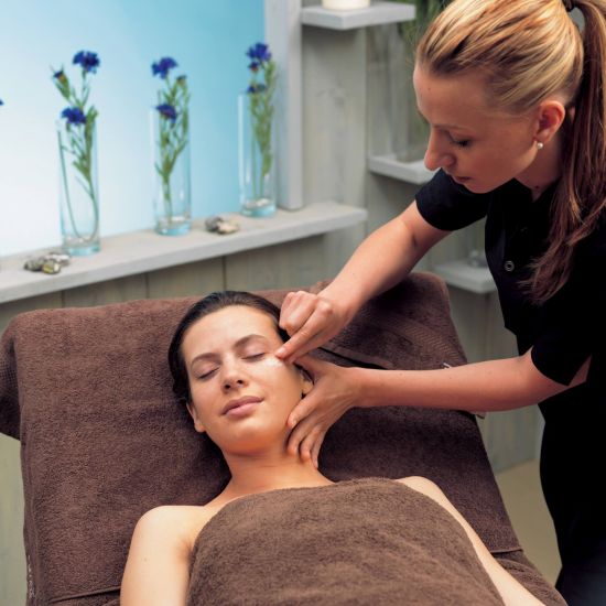 BERNARD CASSIERE CORNFLOWER SOOTHING INSTITUTE TREATMENT
