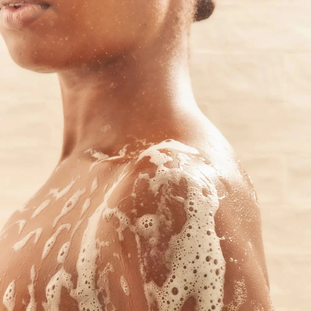 TUEL GREEN CLEAN INVIGORATING BODY WASH