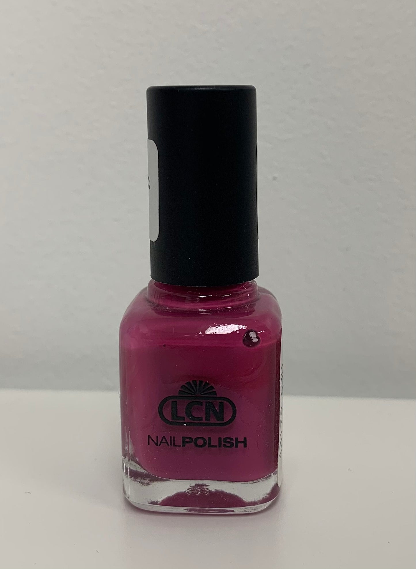 LCN NAIL POLISH - NECK BREAKER