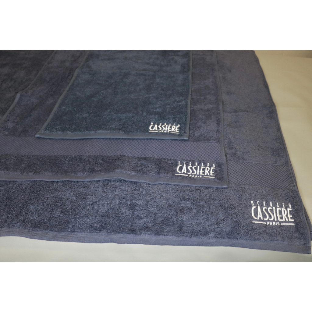 BERNARD CASSIERE TOWEL