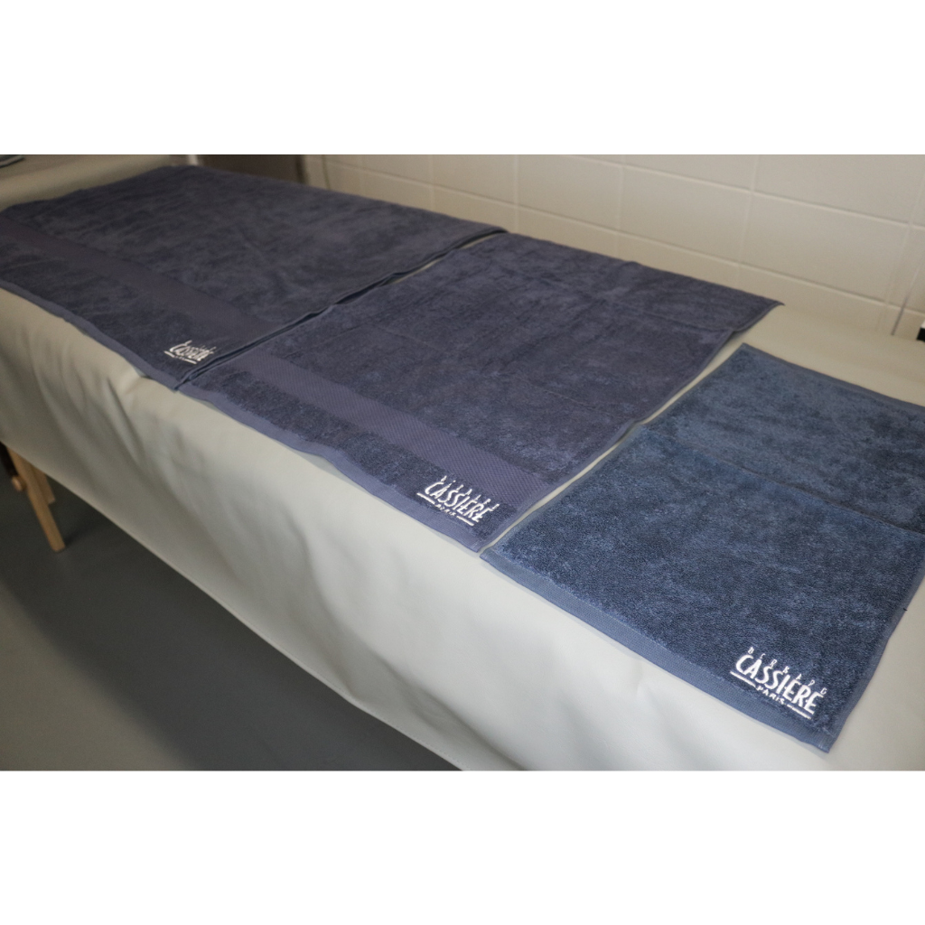 BERNARD CASSIERE TOWEL