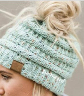 KNITTED PONYTAIL TOQUE