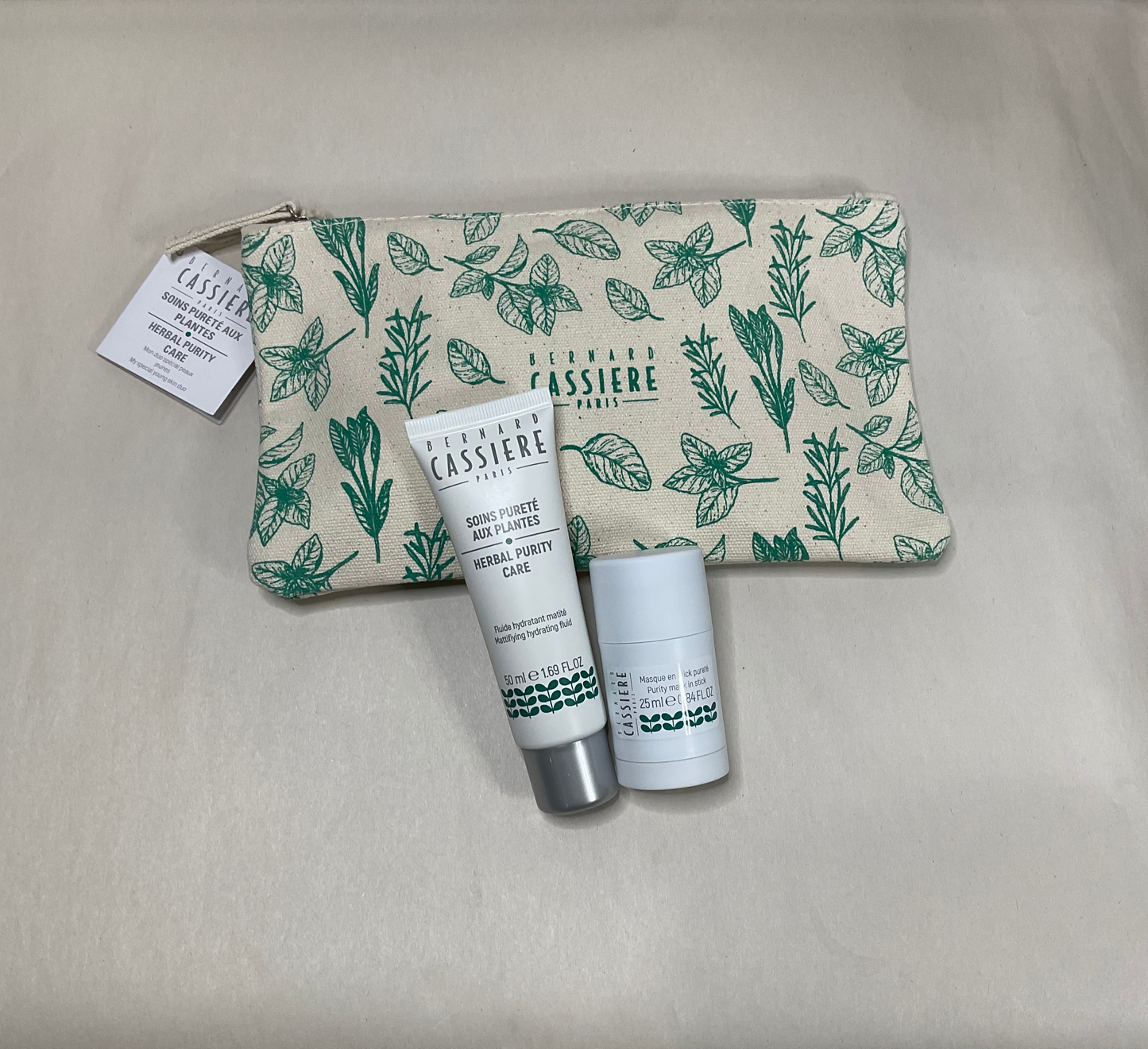 BERNARD CASSIERE - PURITY POUCH (YOUNG SKIN)