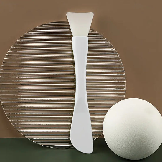 DOUBLE ENEDED FACIAL SILICONE SPATULA